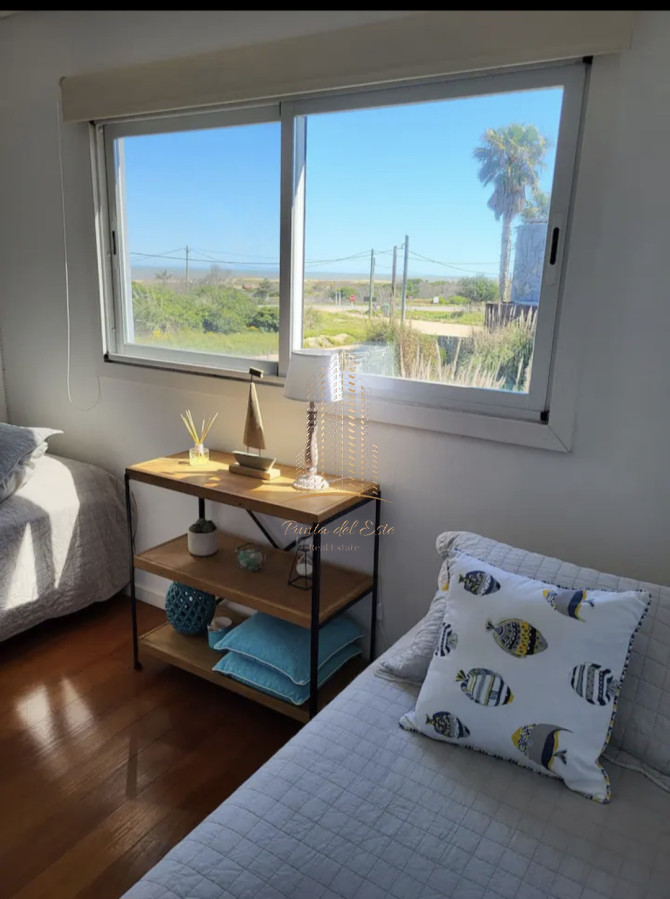 Casa ID.490 - Casa minimalista en venta con vista al mar