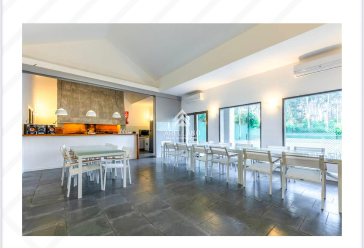 Casa ID.4587 - Venta casa Barrio Privado Jardin en Maldonado dos dormitorios