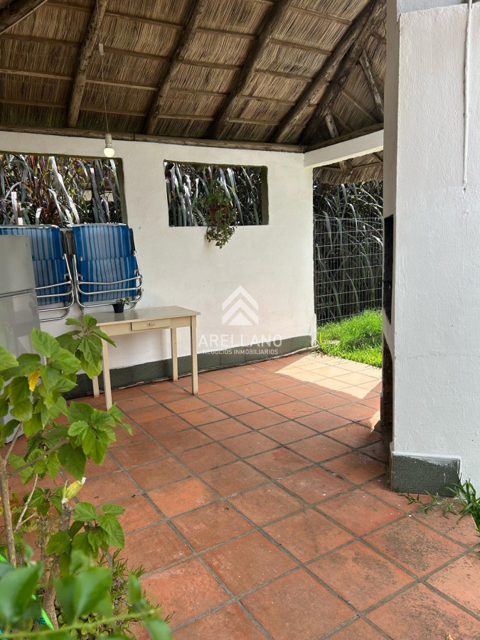 Casa ID.5084 - Venta casa gran terreno balneario San Fransisco cercano a Piriapolis dos dormitorios