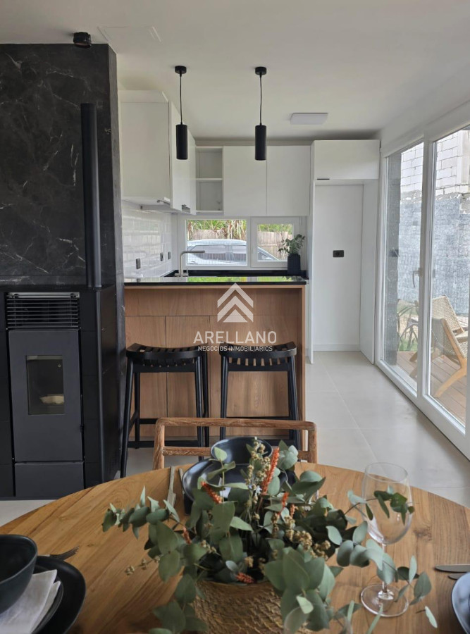 Casa ID.4788 - Venta espectacular casas en complejo en la Barra Punta del Este 