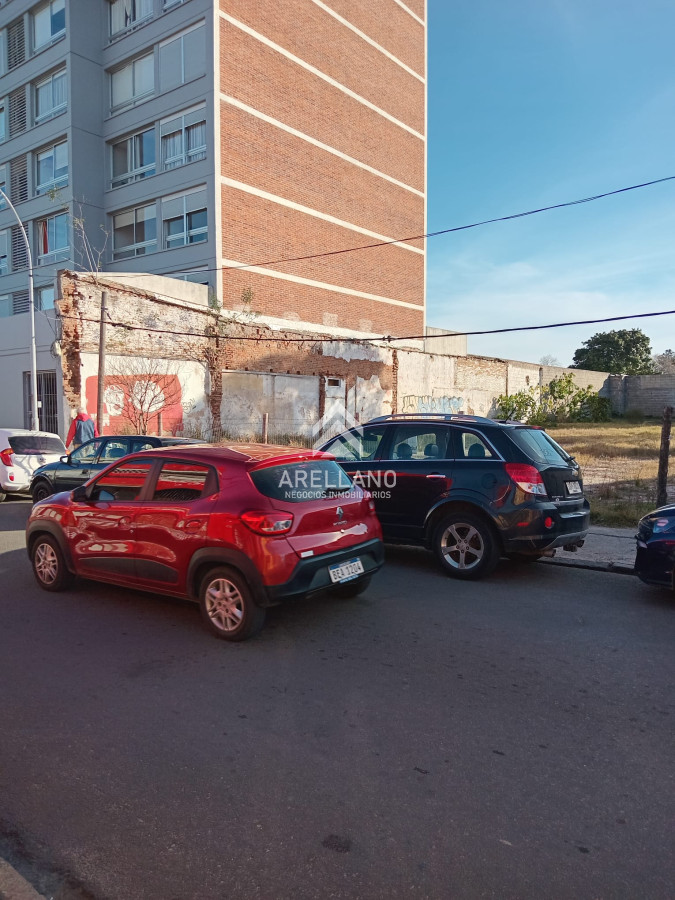 Terreno ID.5205 - Venta terreno céntrico ya limpio nivelado