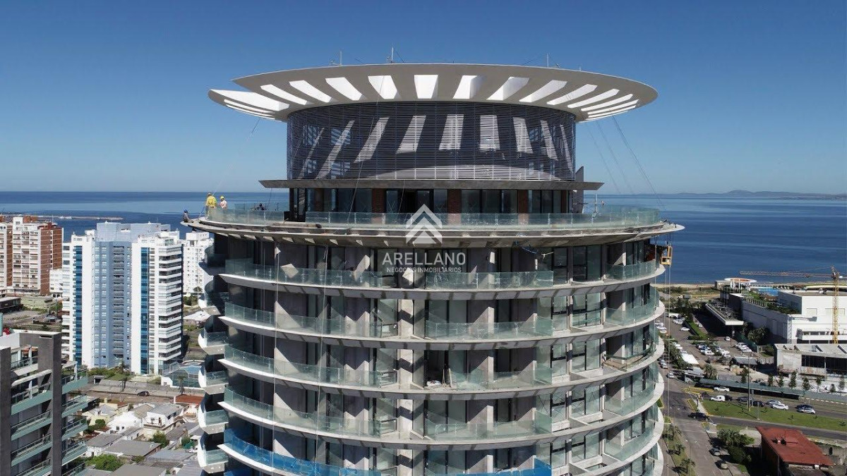 Apartamento ID.4562 - Venta excelente apartamento en piso alto en Art Tower 3 suites 