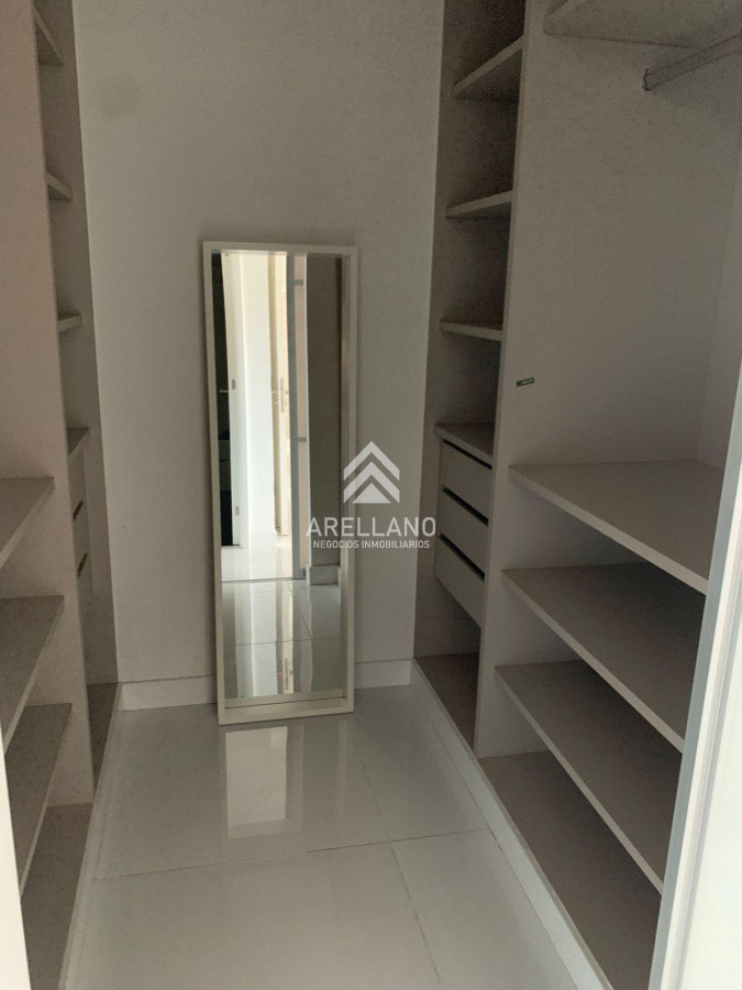 Apartamento ID.4562 - Venta excelente apartamento en piso alto en Art Tower 3 suites 