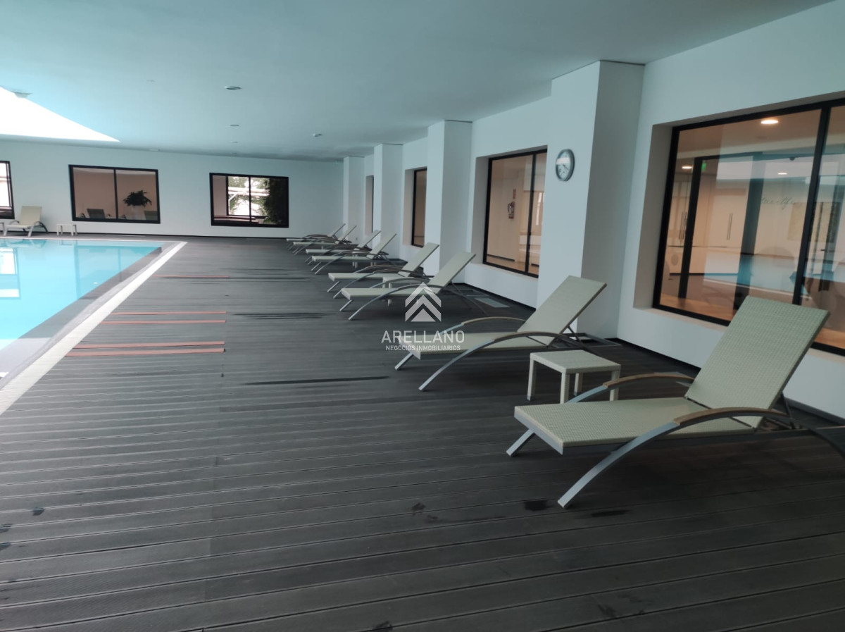 Apartamento ID.5067 - Venta Roosevelt Center piso planta baja 3 más dependencia