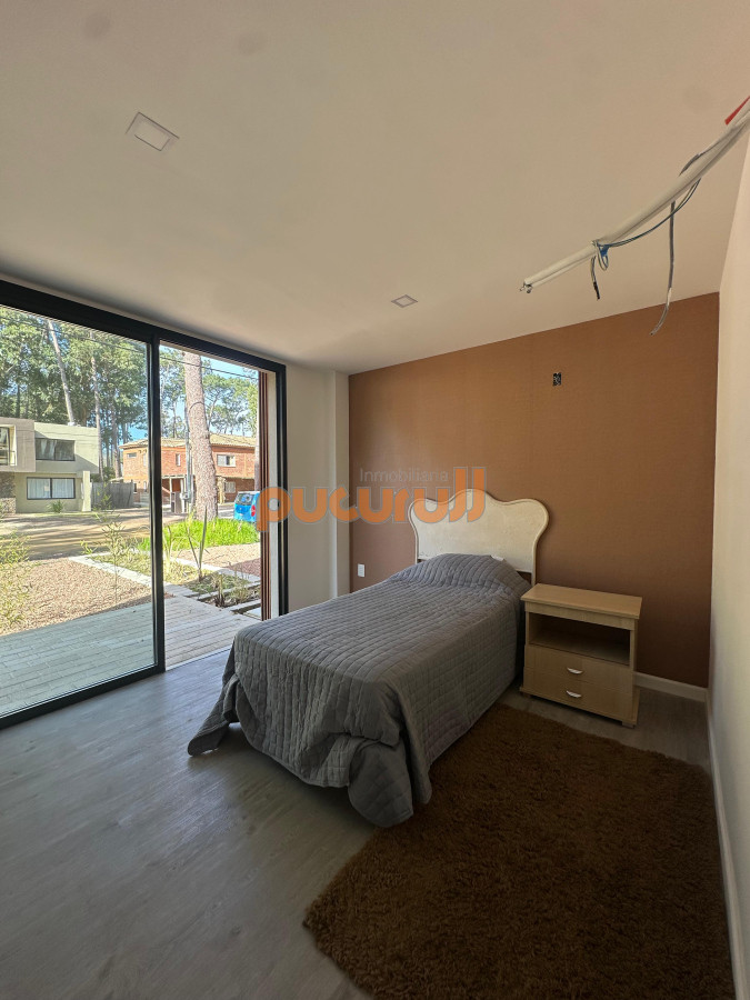 Casa ID.2231 - Alquiler anual a estrenar dentro de Solanas 4 suites con piscina privada equipada totalmente