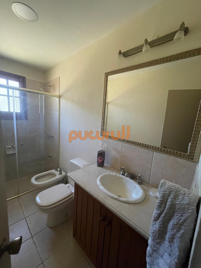 Chacra ID.2325 - Venta de Chacra de 6 Ha con 2 casas  en Zanja de Chavez 