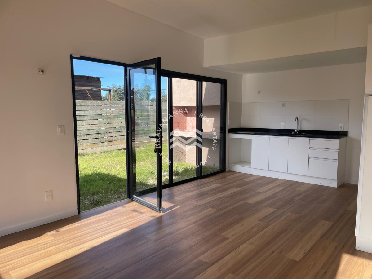 Casa ID.514 - Casa dos dormitorios a estrenar en venta 