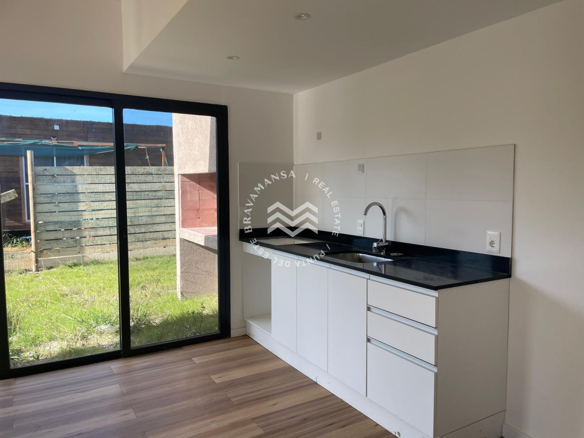 Casa ID.514 - Casa dos dormitorios a estrenar en venta 