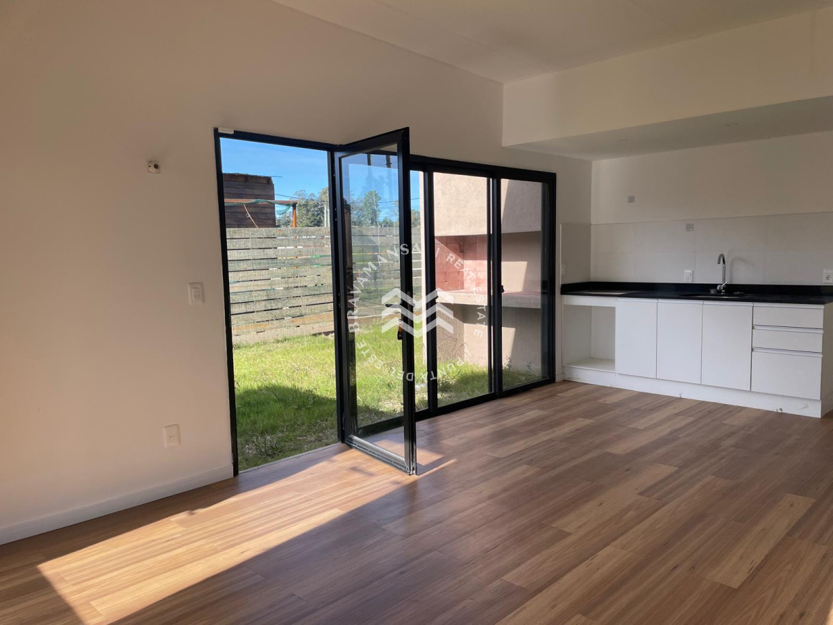 Casa ID.514 - Casa dos dormitorios a estrenar en venta 