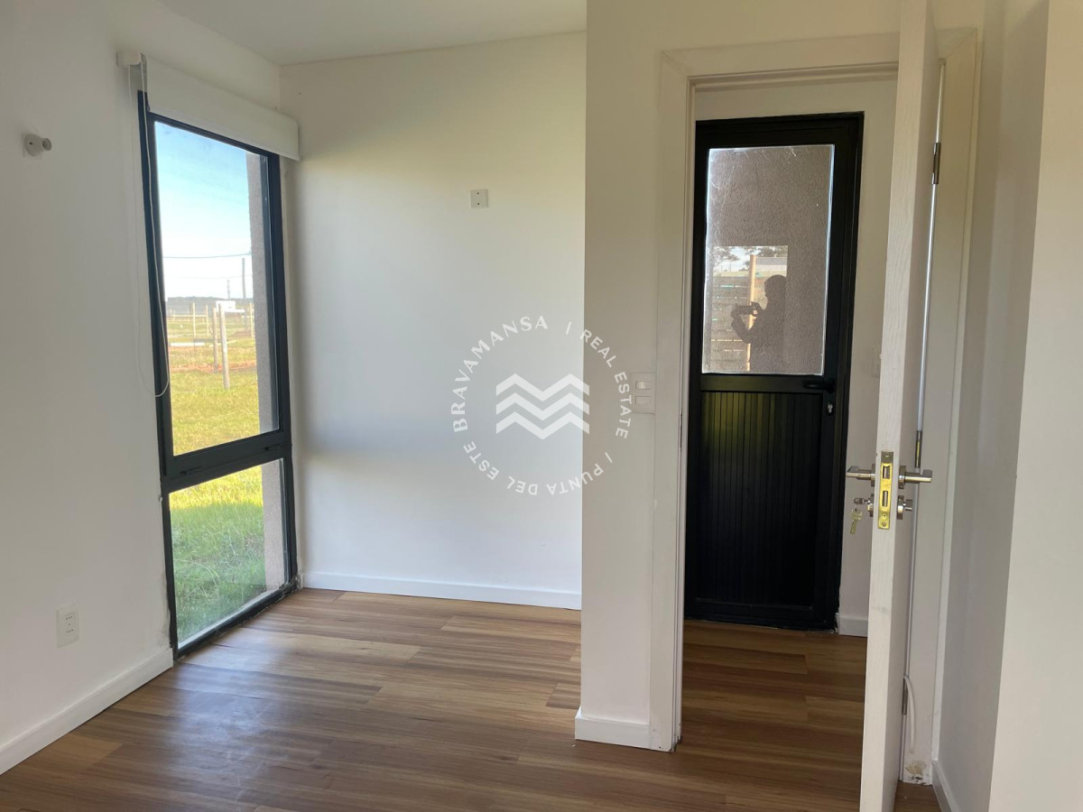 Casa ID.514 - Casa dos dormitorios a estrenar en venta 