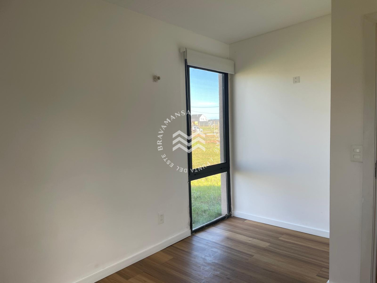 Casa ID.514 - Casa dos dormitorios a estrenar en venta 