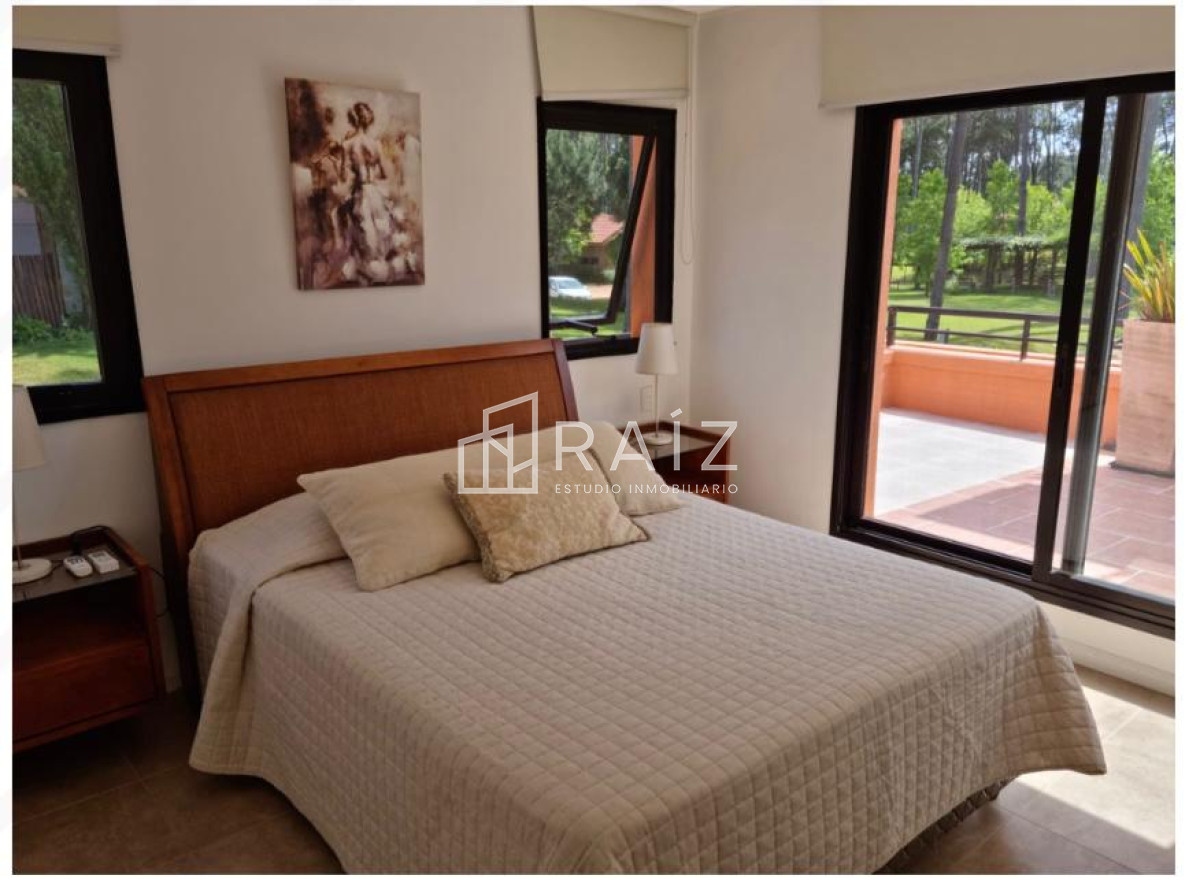 Casa ID.10537 - Venta casa Barrio Privado Jardin en Maldonado dos dormitorios