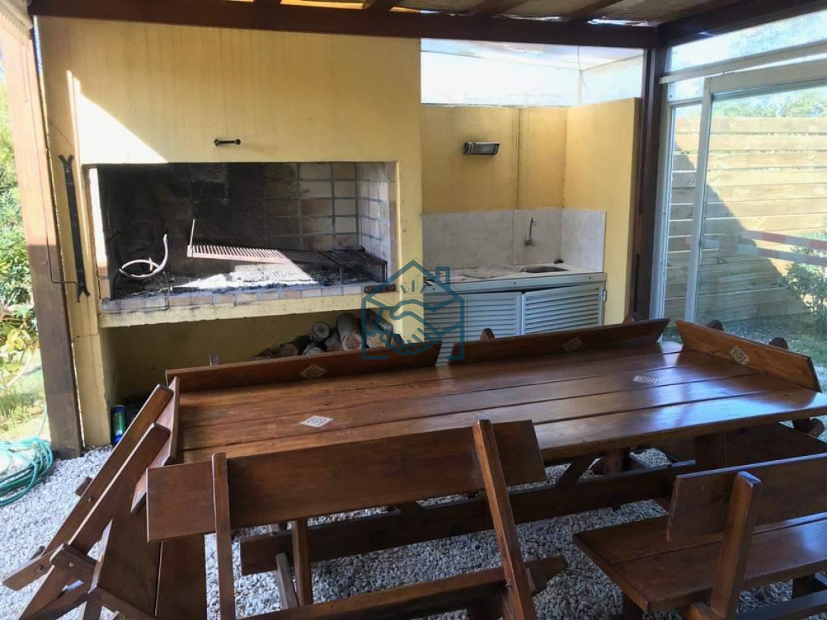 Casa ID.1504/Venta-3-dormitorios-La-Juanita-equipada-250-metros-del-mar - Venta 3 dormitorios La Juanita equipada 250 metros del mar