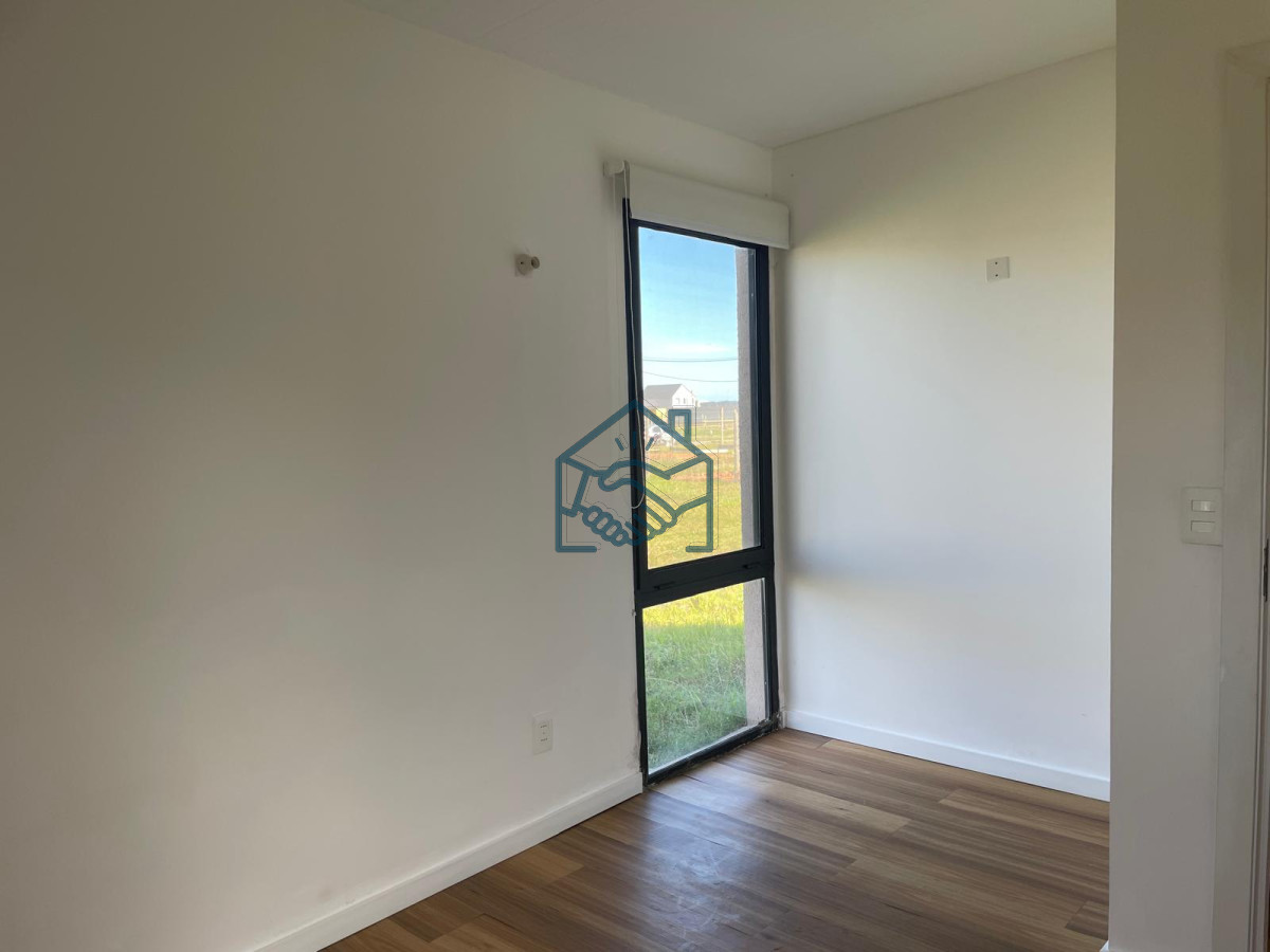 Casa ID.1514/Casa-dos-dormitorios-a-estrenar-en-venta- - Casa dos dormitorios a estrenar en venta 