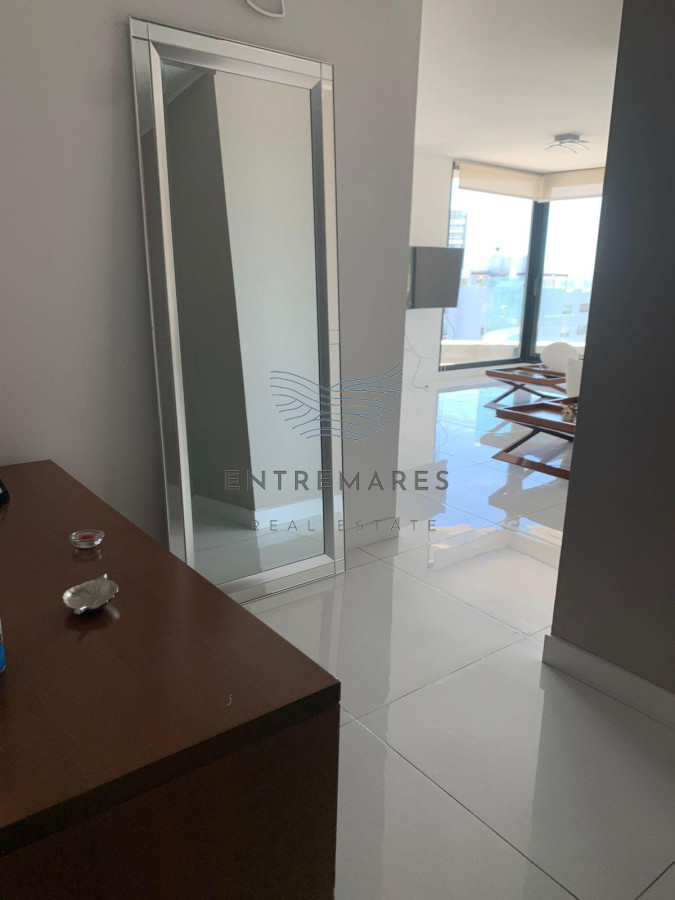 Apartamento ID.163 - Venta excelente apartamento en piso alto en Art Tower 3 suites 