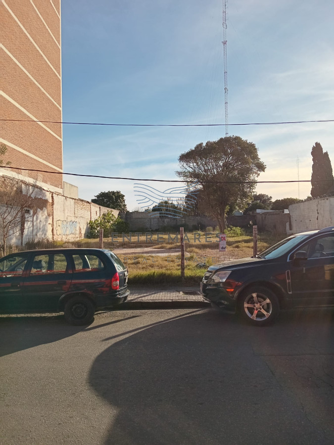 Terreno ID.354 - Venta terreno céntrico ya limpio nivelado