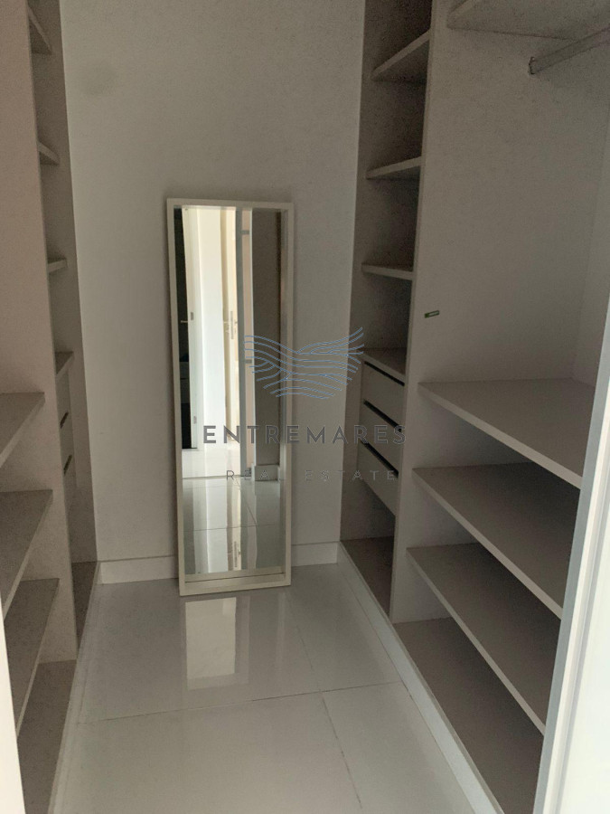 Apartamento ID.163 - Venta excelente apartamento en piso alto en Art Tower 3 suites 