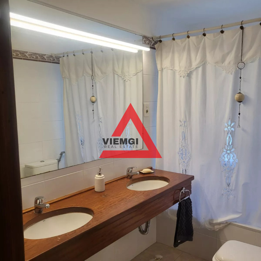 Casa ID.9 - Magnifico Chalet en venta en Punta Ballena con Apto de servicio