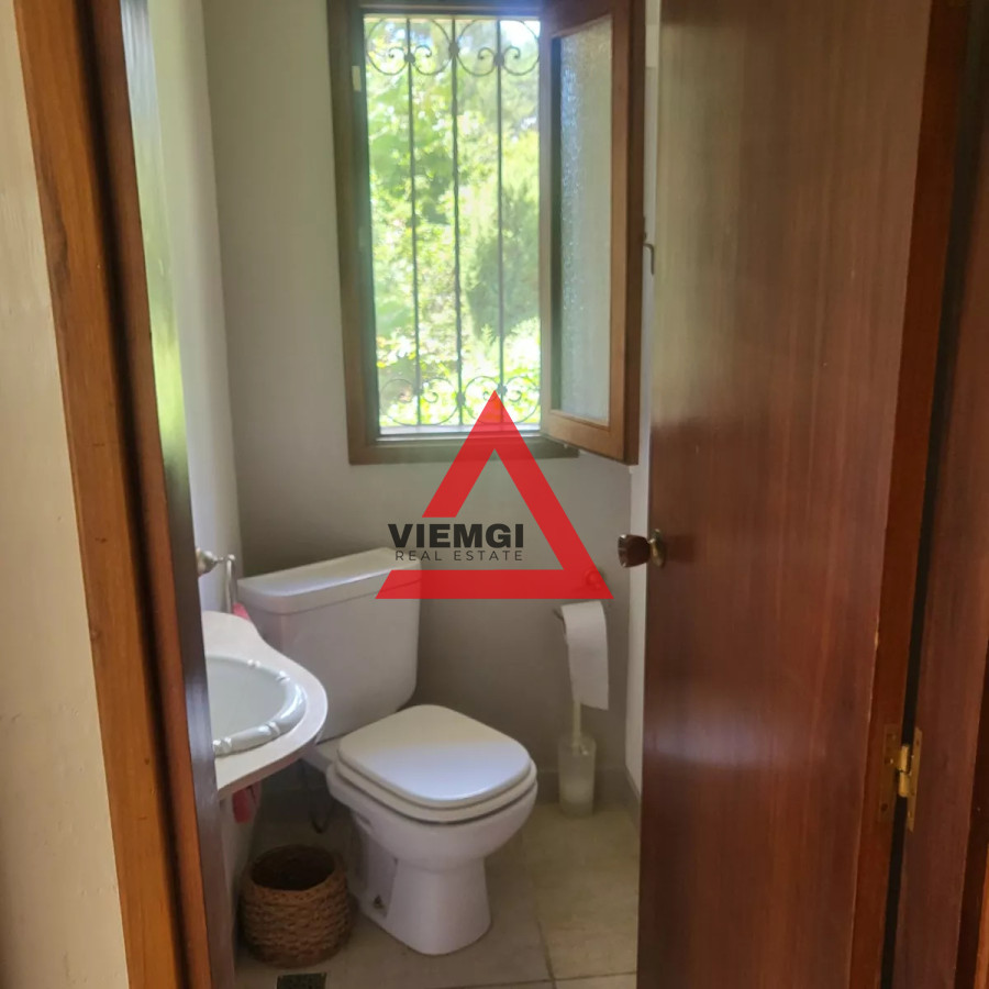 Casa ID.9 - Magnifico Chalet en venta en Punta Ballena con Apto de servicio