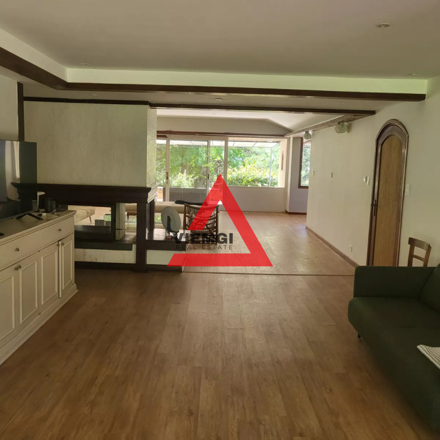 Casa ID.9 - Magnifico Chalet en venta en Punta Ballena con Apto de servicio