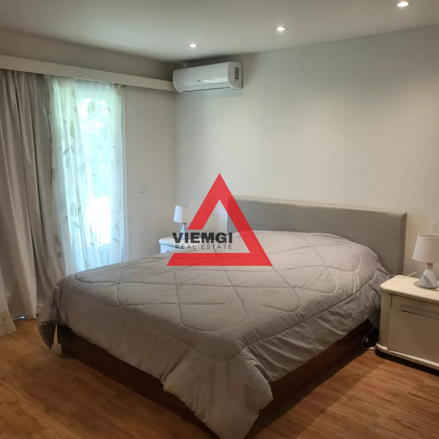 Casa ID.9 - Magnifico Chalet en venta en Punta Ballena con Apto de servicio