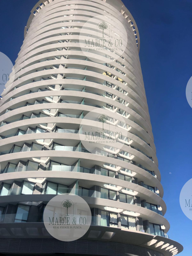 Apartamento ID.1352 - Venta excelente apartamento en piso alto en Art Tower 3 suites 