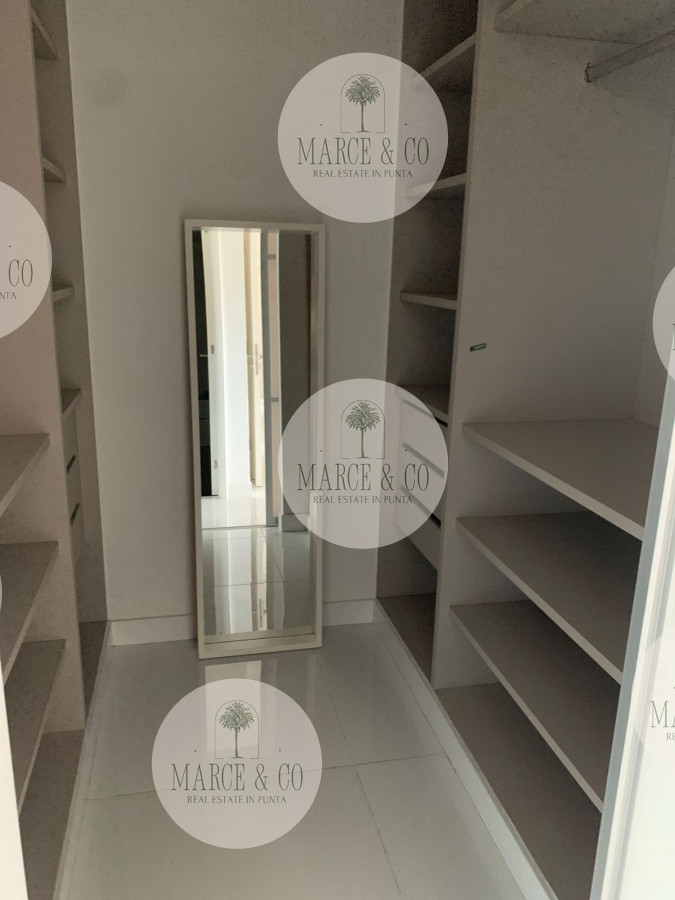 Apartamento ID.1352 - Venta excelente apartamento en piso alto en Art Tower 3 suites 