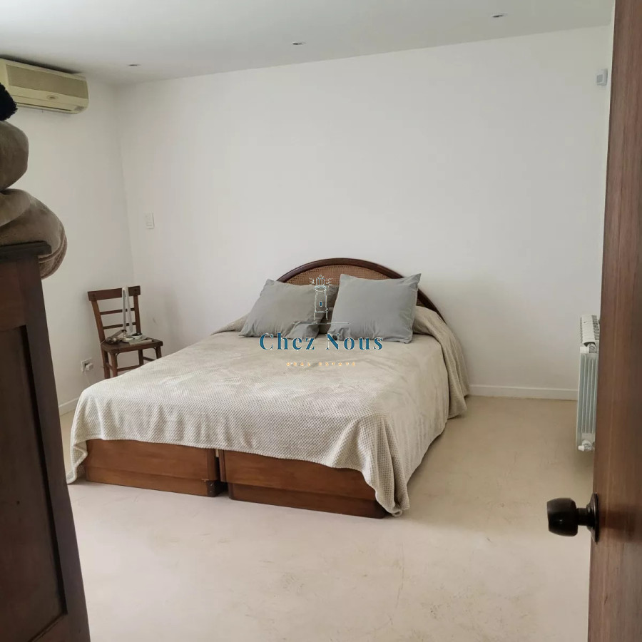 Casa ID.1246 - Magnifico Chalet en venta en Punta Ballena con Apto de servicio