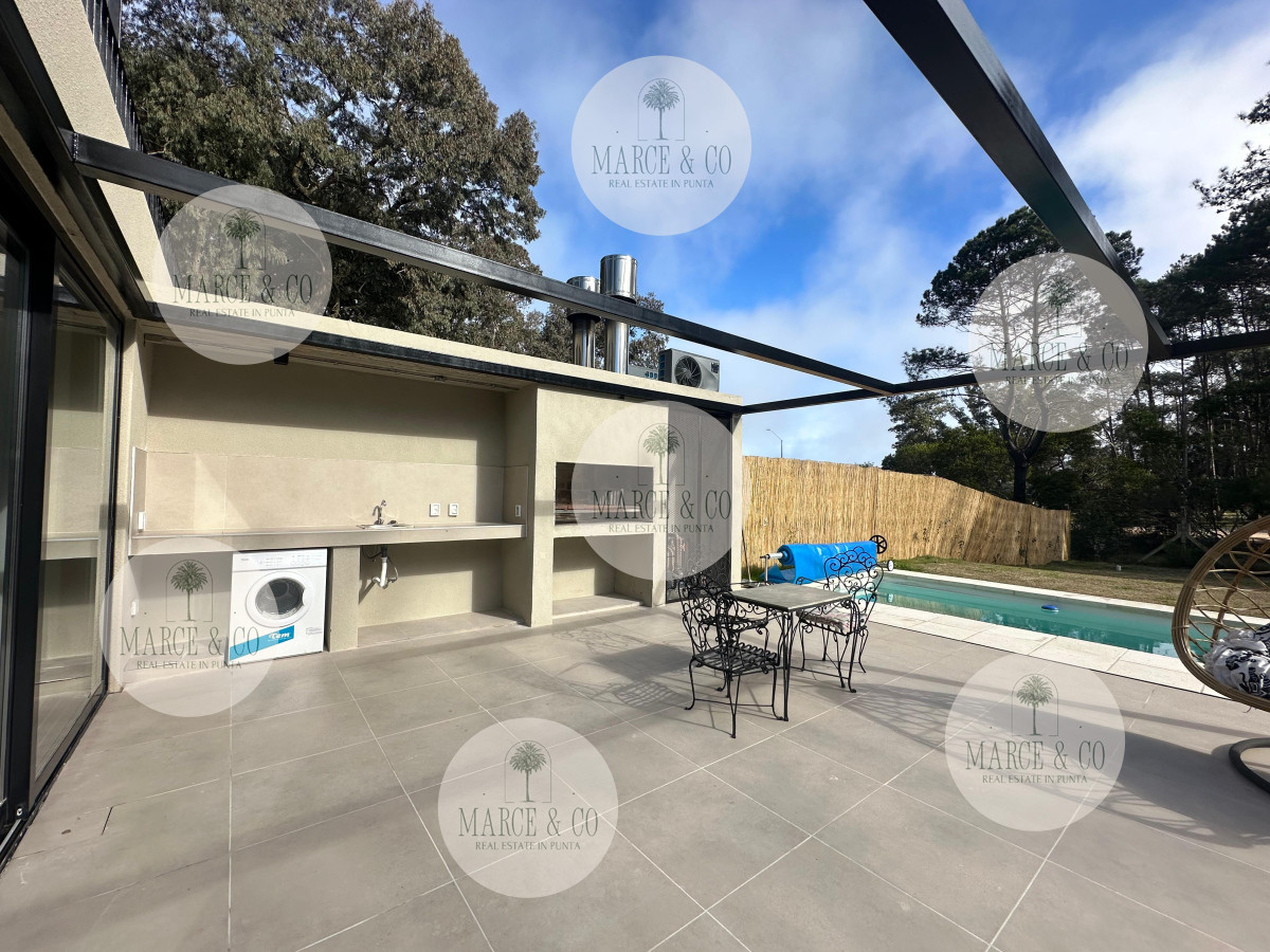Casa ID.2261 - Alquiler anual a estrenar dentro de Solanas 4 suites con piscina privada equipada totalmente