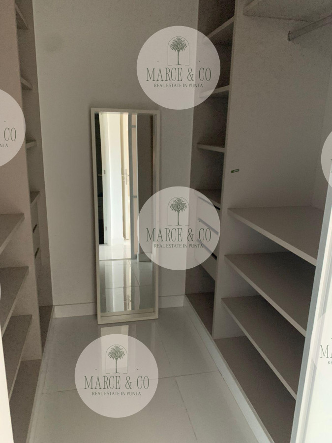 Apartamento ID.1352 - Venta excelente apartamento en piso alto en Art Tower 3 suites 