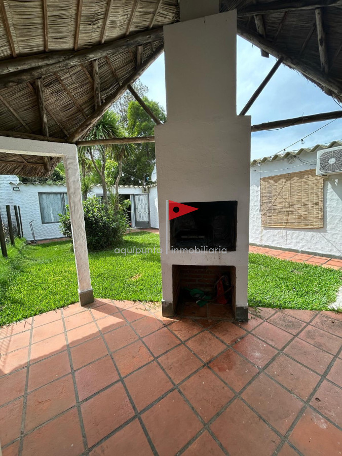 Casa ID.52 - Venta casa gran terreno balneario San Fransisco cercano a Piriapolis dos dormitorios