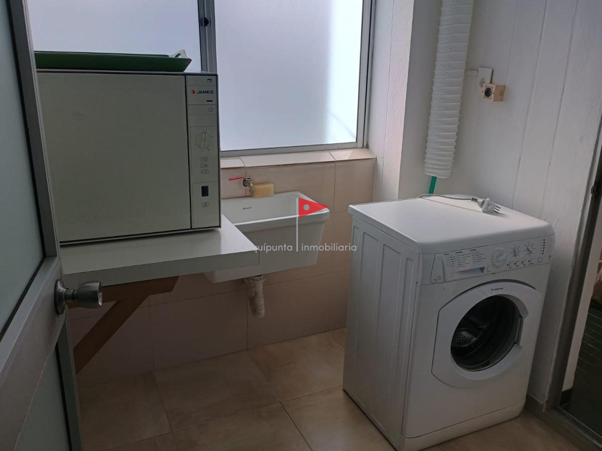 Apartamento ID.53 - Venta Roosvelt Center piso planta baja 3 mas dependencia