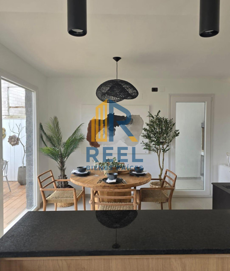 Casa ID.56 - Espectacular casa en el corazón de la Barra - Punta del Este 