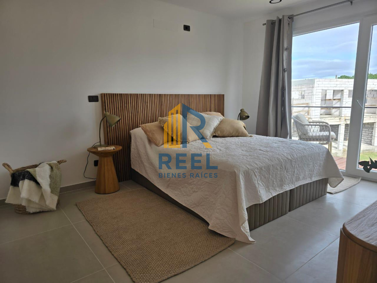 Casa ID.56 - Espectacular casa en el corazón de la Barra - Punta del Este 