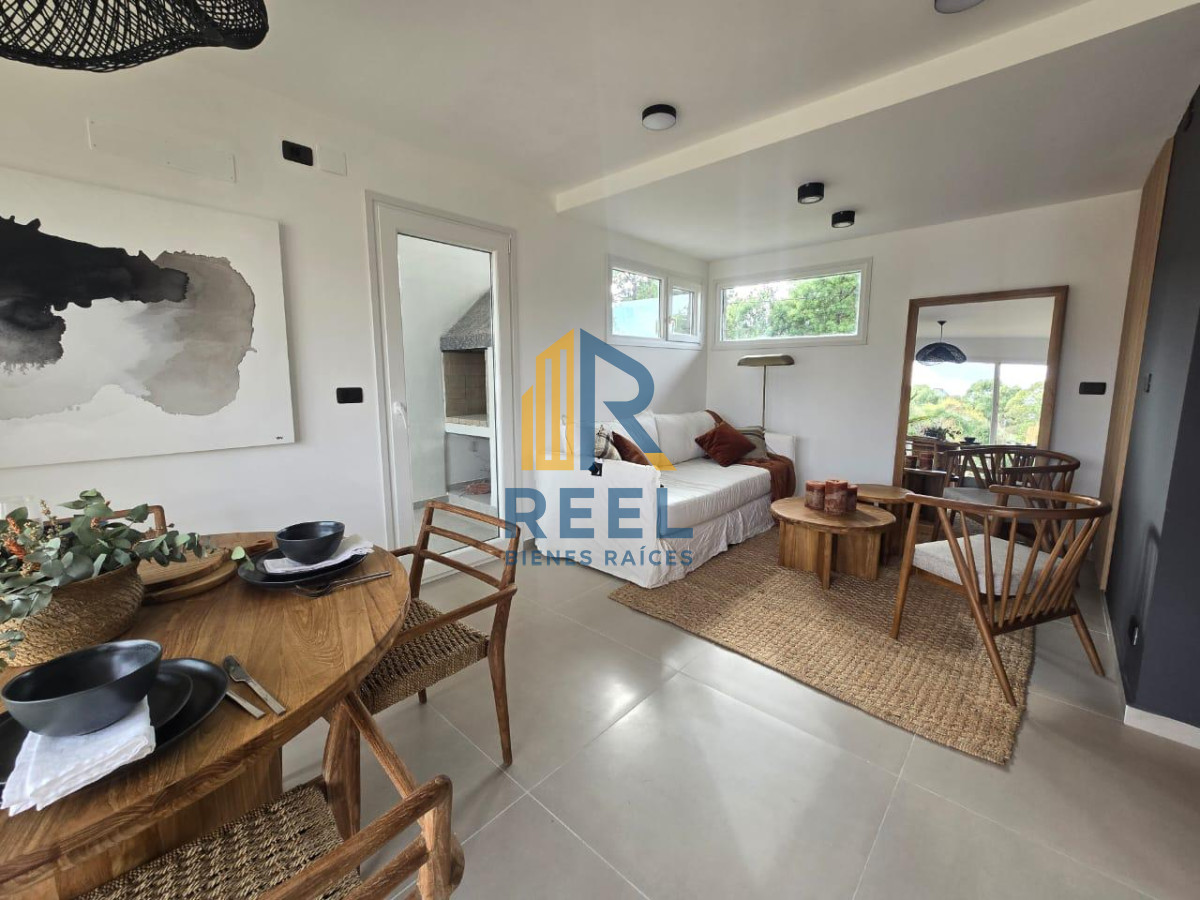 Casa ID.56 - Espectacular casa en el corazón de la Barra - Punta del Este 