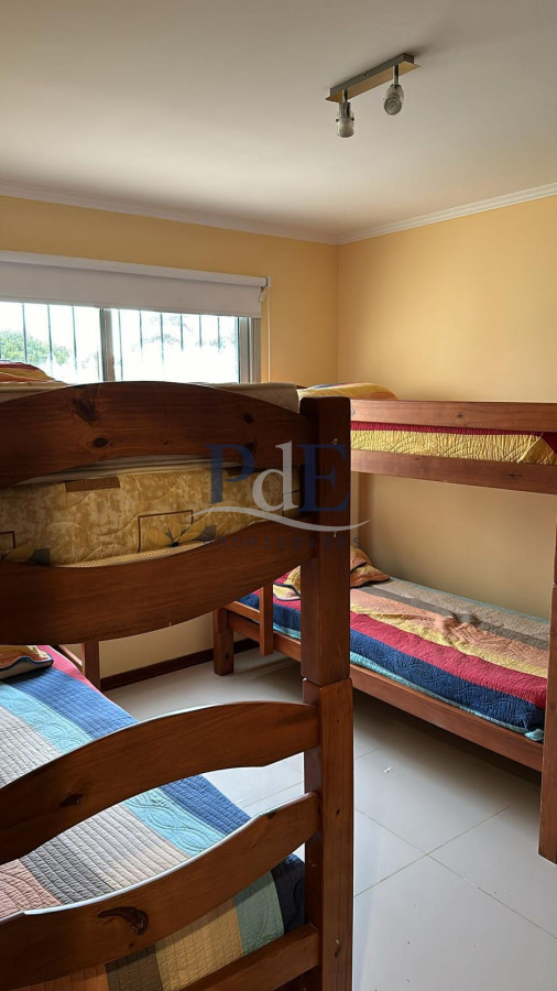 Casa de 3 dormitorios en La Juanita equipada 250 metros del mar. - Imagen 17