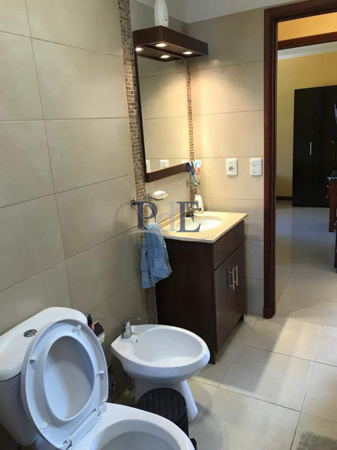 Casa de 3 dormitorios en La Juanita equipada 250 metros del mar. - Imagen 10