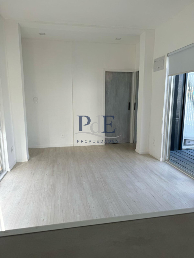  MODERNO PH 2DORM , MAS 500 M2 TERRENO U$S 120000 - Imagen 13