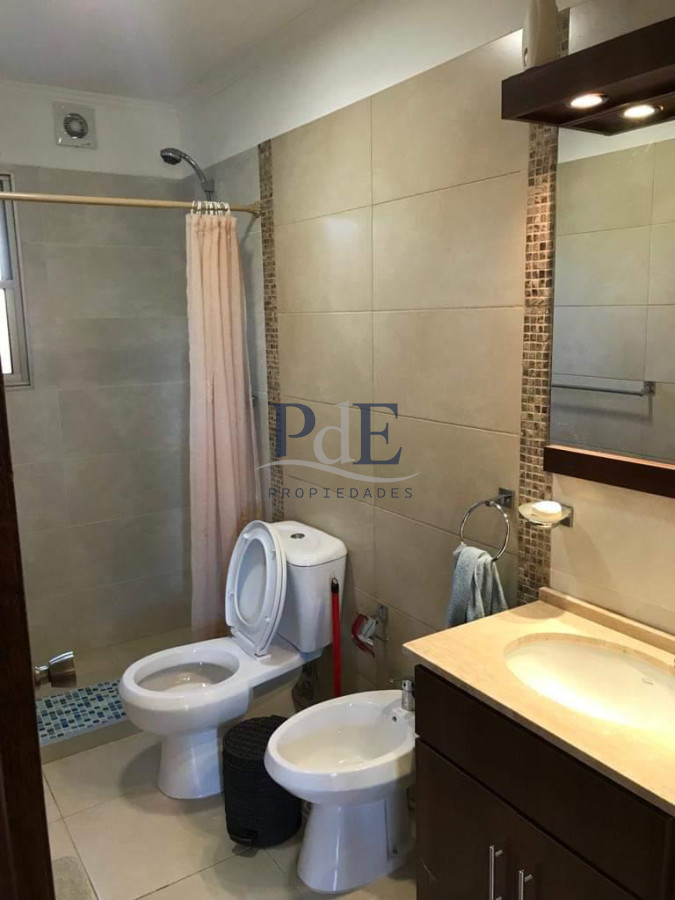 Casa de 3 dormitorios en La Juanita equipada 250 metros del mar. - Imagen 12