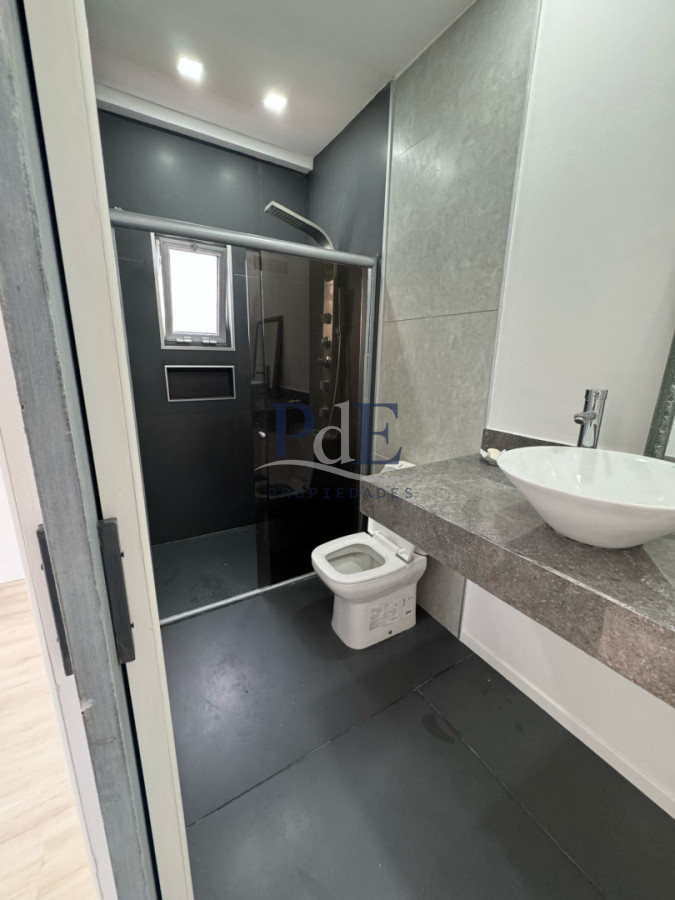  MODERNO PH 2DORM , MAS 500 M2 TERRENO U$S 120000 - Imagen 11