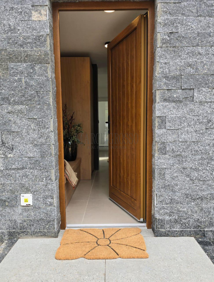 Casa ID.5 - Venta espectacular casas en complejo en la Barra Punta del Este 