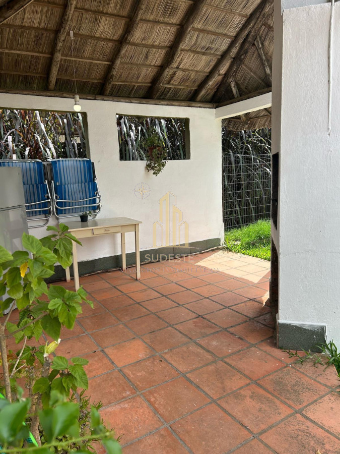 Casa ID.50 - Venta casa gran terreno balneario San Fransisco cercano a Piriapolis dos dormitorios