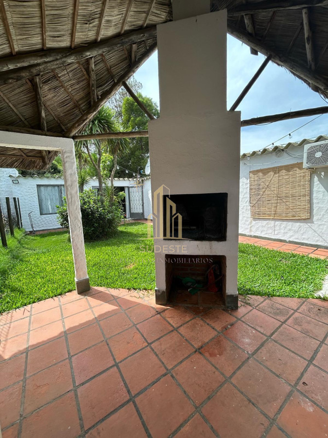 Casa ID.50 - Venta casa gran terreno balneario San Fransisco cercano a Piriapolis dos dormitorios