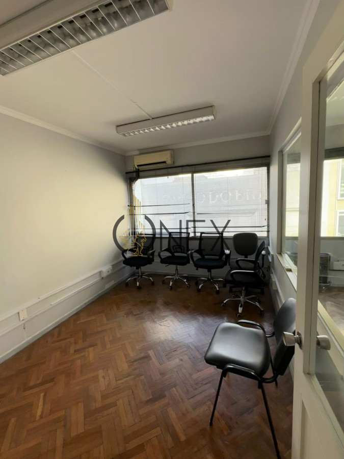 Apartamento ID.2519 - OFICINA EN VENTA CIUDAD VIEJA
