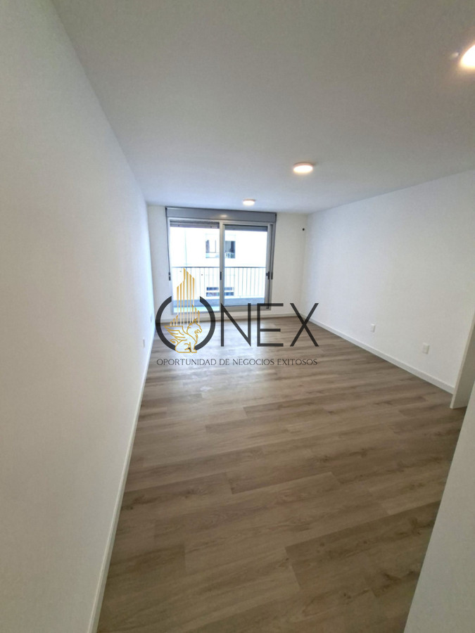 Apartamento ID.3737 - Apartamento en venta de 2 dormitorios en venta con Patio