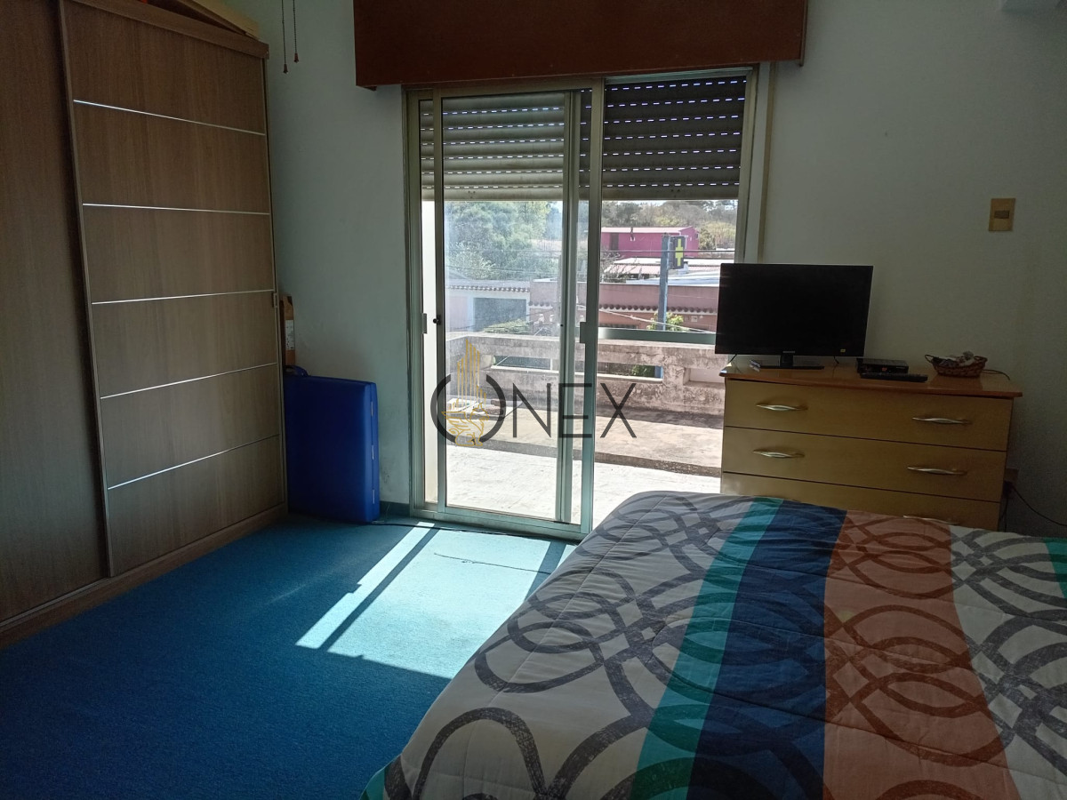 Apartamento ID.3139 - Oportunidad para inversores - 2 aptos + 2 locales comerciales en venta