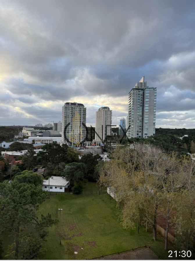 Apartamento ID.2506 - VIEW II, Punta del Este. VENTA 1 DORM. con GARAGE a ESTRENAR