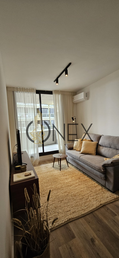 Apartamento ID.1775 - VENTA de APARTAMENTO de 1 DORMITORIO en Montevideo, Barrio Centro - A solo 6 cuadras del mar