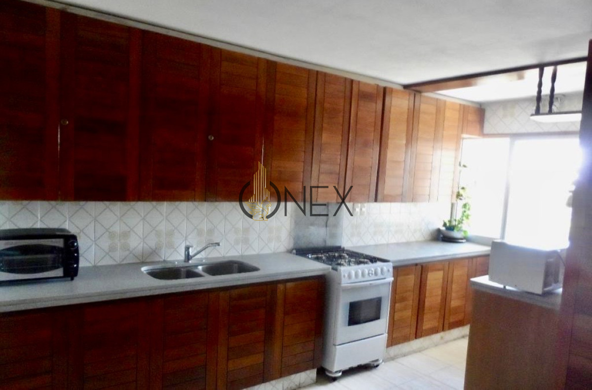 Apartamento ID.2901 - En Alquiler Apartamento en Punta del Este de 3 dormitorios.