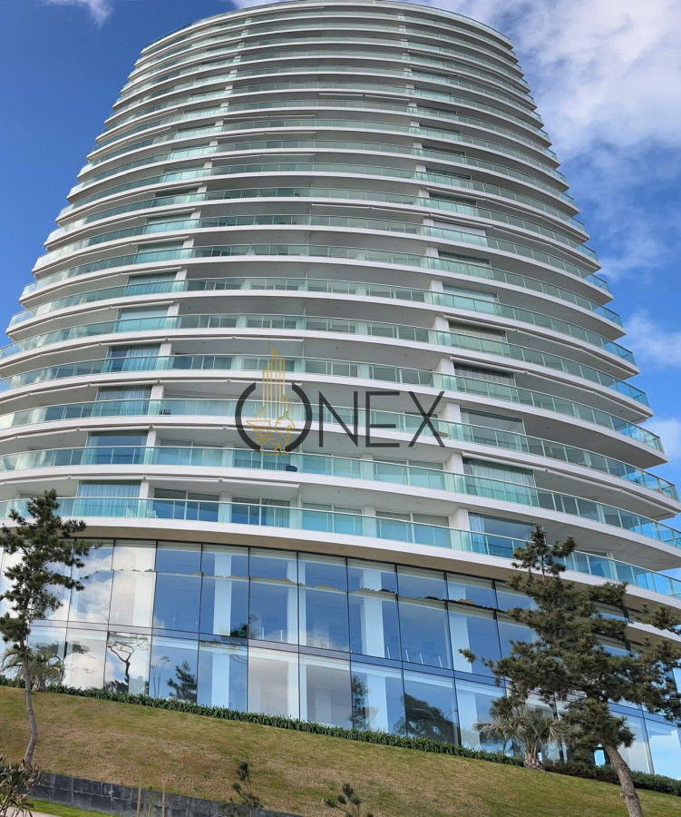 Apartamento ID.1199 - SE VENDE APARTAMENTO PARAMOUNT TOWER PUNTA DEL ESTE